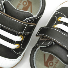 Cargue la imagen en el visor de la galería,See Kai Run Stevie Sneakers Brown Leather Infants Walkers Boys - Kids Shoes
