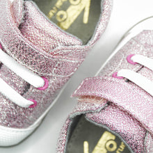 Cargue la imagen en el visor de la galería,See Kai Run Stevie Sneakers Pink Glitter Infants Walkers Girls - Kids Shoes
